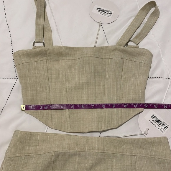 NWT- Princess Polly- 2 piece Josie beige crop top size 0 & skirt size 0 - Picture 9 of 11